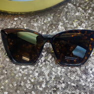 “The Tangie” in Brown